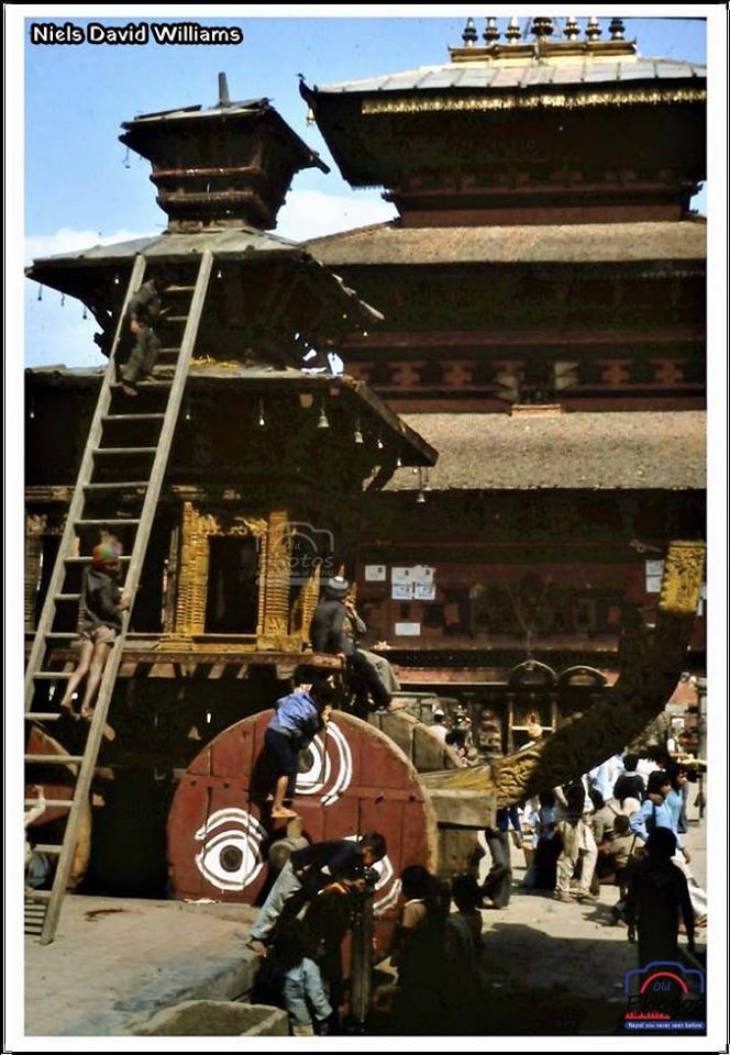 The local people is getting ready, for a big Festival coming up, in Bhadgaon, 1987 image